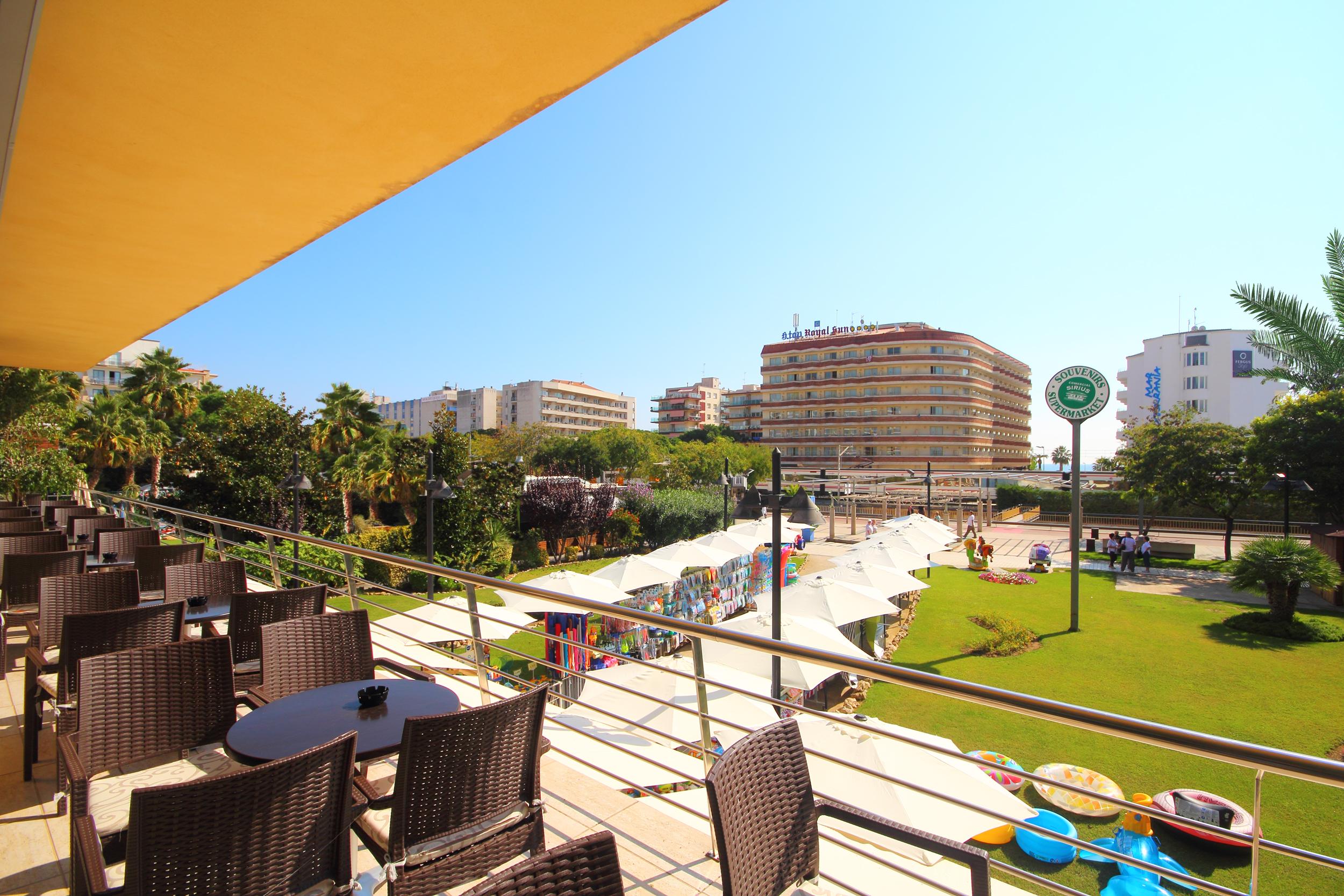 Dwo Sirius - Adults Only